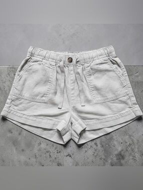 Streetwear Society Light Gray High-Waist Linen-Blend Shorts. Ladies small.